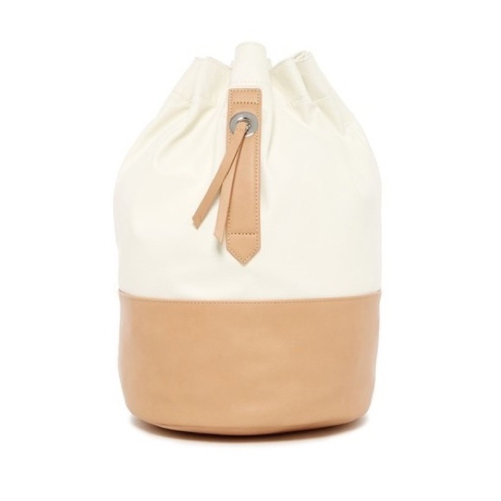 NWT DANIELLE NICOLE Drawstring Backpack - Picture 2 of 3